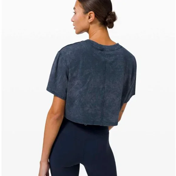 Lululemon All Yours Crop Tee *Wash Cloudy Wash True Navy - Picture 2 of 9